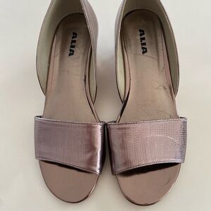 ALIA Women's Metallic Slide Sandals